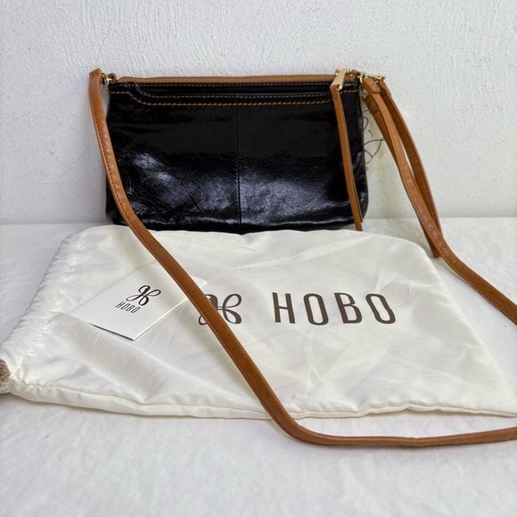 HOBO INTERNATIONAL Darcie Leather Crossbody Wristlet Shoulder Bag Purse NWT - Picture 7 of 14